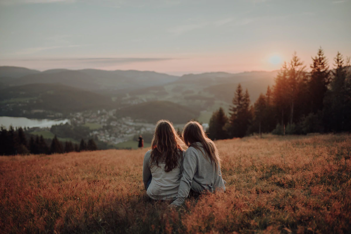 schwarzwald_tal_frauen_sonnenuntergang_2